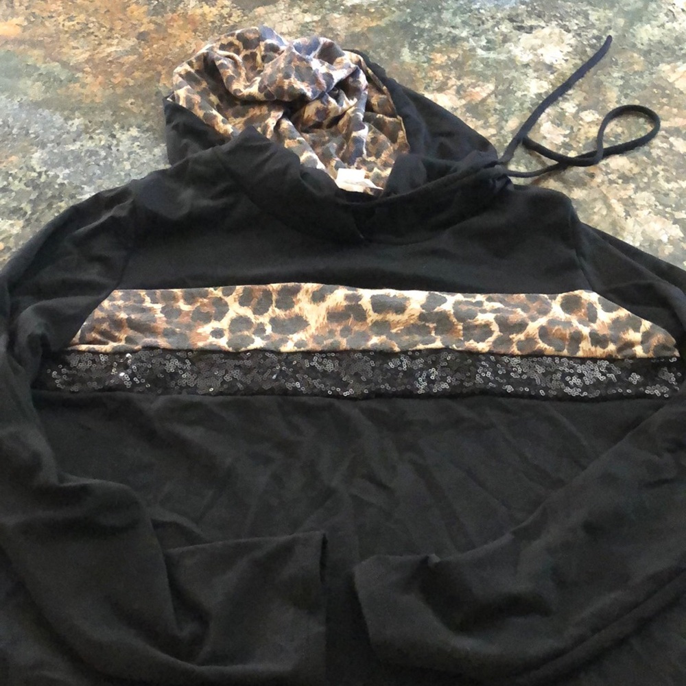 Cheetah black sweatshirt